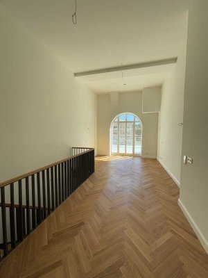 Loftliving im Park – 2-Zimmer-Highlight im Denkmal