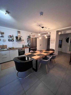 Moderne 2,5-Zi.-Wohnung  mit Garten in Wipperfürth