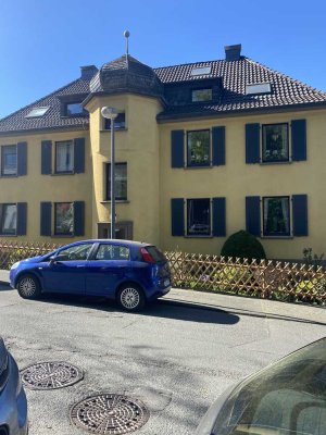 Wunderschöne 4-Zimmer-Wohnung mit Dachterrasse