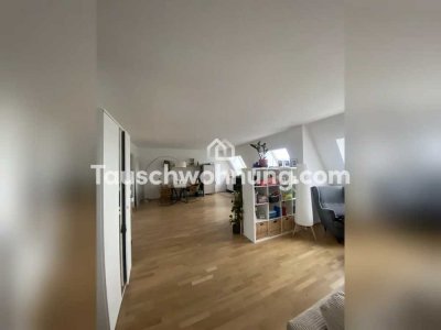 Tauschwohnung: Große, helle 2-Zimmer Wohnung in Bestlage mit großem Atelier