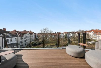 STILVOLL ÜBER DEN DÄCHERN - EXKLUSIVES DACHGESCHOSS  MIT PANORAMATERRASSE IN DER ADOLFSTRASSE