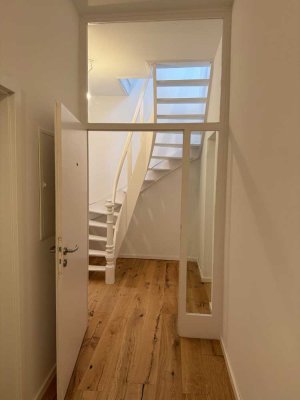 Exklusive 3 Raum Maisonettewohnung mit ca. 96 m², Balkon & Erstbezug / Bestlage am Bunten Garten