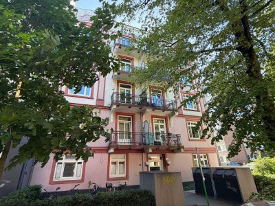 Moderne Stadtwohnung im Jugendstilhaus – attraktiv vermietete 1,5-Zimmer-Wohnung in Uhlenhorst
