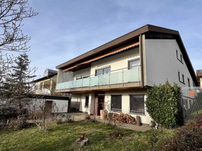 Geräumiges Einfamilienhaus mit 9 Zimmern in Ispringen