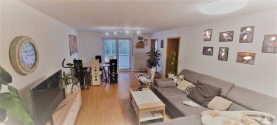 Ruhige sehr große 2-Zimmerwohnung mit Gäste-WC