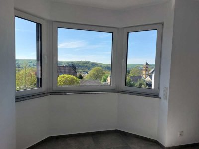 Wohntraum mit Weitblick: Provisionsfreie Erstbezugs-Maisonette mit Garten & Garage!