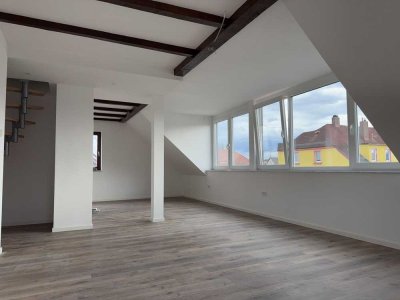 Exklusive neue DG-Wohnung