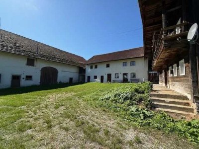 Rarität! Bauernhaus in Alleinlage mit Alpenblick!