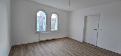 Frisch renovierte 2-Zi.-Wohnung | zentrale Lage | neue Küche