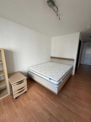 Unmöbliertes Studentenappartement Stadt- und Uninah mit TG-Stellplatz