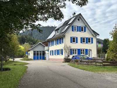 Renovierte 5-Zimmer-Wohnung mit großer Terrasse und Einbauküche in Baiersbronn