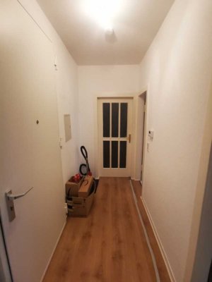 Schöne 2-Zi.-Whg. mit Balkon in Zentrumsnähe