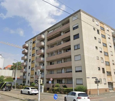 Einfach, zentral mit Stellplatz-1 Zimmerwohnung mit Gestaltungspotenzial
