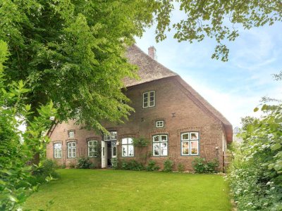 Stilvoller Resthof mit Weideland
