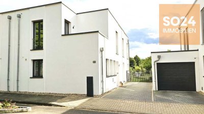 SO24: Niederzier Hambach: nachhaltige DHH, eigener Garten, Stellplatz, Garage möglich