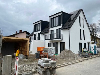 Energieeffiziente hochwertige Neubau-Doppelhaushälfte zum Erstbezug!