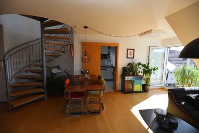 73614 Schorndorf-Weiler: Maisonette-Dachgeschosswohnung – 4 Zimmer, 82 m² ab September zu vermieten
