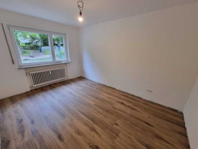Frisch sanierte 3,5‑Zimmer‑Wohnung mit Balkon & neuer EBK