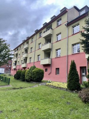 Charmante 3-Zimmer-Wohnung mit Balkon & Gartenanteil in Oberhausen