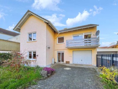 Ansprechendes Einfamilienhaus mit Einliegerwohnung in Rodheim Stadt Rosbach von der Höhe