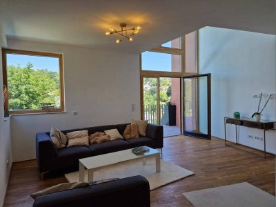Lichtdurchflutetes Familienhaus in Toplage mit Garten und Aussicht