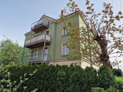 ruhig und sonnig gelegene 2-Zimmerwohnung mit Balkon im Grünen sucht einen neuen Mieter
