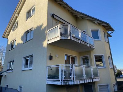 Attraktive und vollständig renovierte 3-Zimmer-Wohnung mit EBK in Hüttenberg