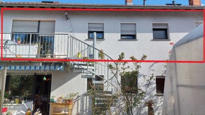 Gemütliche Dachgeschoßwohnung mit 4 Zimmern in Fraulautern/Steinrausch