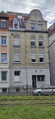 Provisionsfrei! Zwei Zimmer Wohnung in zentraler Lage in Bad Canstatt mit 4,4% Rendite