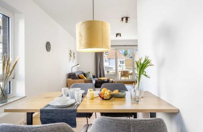 Lage, Lage, Lage - Renovierte ETW mit Balkon und Fahrstuhl in unmittelbarer Nähe zum Meer