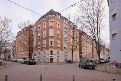 Altbaujuwel mit Balkon 4 Zimmer im Herzen von Bad Cannstatt