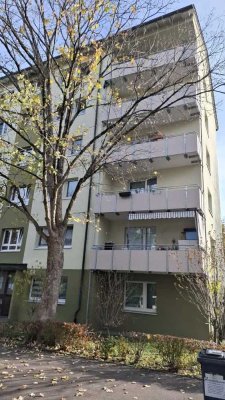 Provisionsfrei: 3-Zimmer-Wohnung im 2. OG in Freiburg-Stühlinger