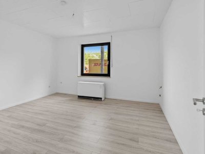 Renovierte 3 Zi.-EG-Wohnung mit Tageslichtbad