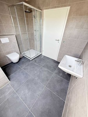 Kernsanierte 3-Zimmer-Dachgeschosswohnung!