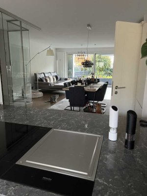 Exklusive Gartenwohnung 2. Reihe Rheinlage „Haus im Haus“ Charakter