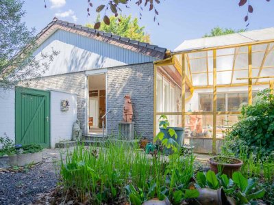Freistehender Bungalow auf sehr ruhig gelegenem Grundstück in Kleinenbroich.