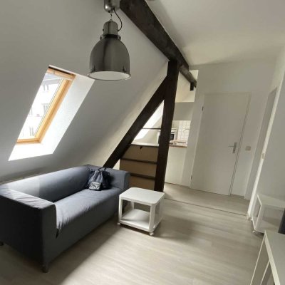 Nachmieter gesucht! Vollmöblierte 2er-Studenten-WG in historischem Gebäude – Aachen Mitte