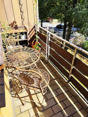 Schöne 2-Zimmer-ETW mit Balkon und TG in zentraler Lage von Hamburg-Bramfeld