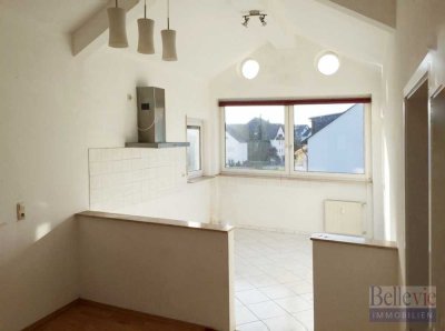 PREISREDUZIERUNG
Sie haben die Wahl - Etagenwohnung oder Dachgeschosswohnung -  lichtdurchflutet, g