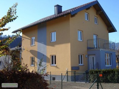 Für Gartenfreunde! stilvolle 3-Zimmer-Hausetage mit Terrasse und Garten