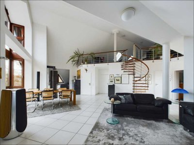Chic und Komfort: Elegante Maisonettewohnung mit Panoramablick und zeitgenössischem Flair