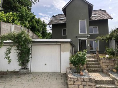 Gemütliche 2,5-Zimmer-Wohnung mit Garten in Neufahrn – zentral & familienfreundlich