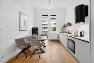 Kapitalanlage // 1,5 Zimmerwohnung // Balkon //Grenze Pempelfort // Restnutzungsgutachten ca. 15J*
