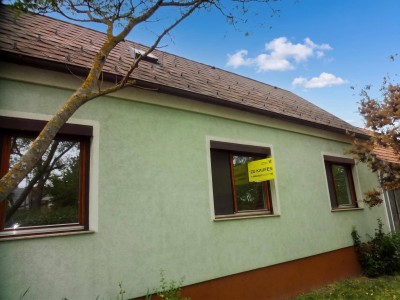 Gepflegtes Einfamilienhaus mit Potential!