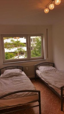 Helle 3 Zimmer Wohnung mit Balkon in Mühlburg Nähe Entenfang