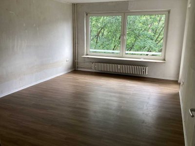 3 Zimmerwohnung mit Tageslichtbad und Balkon