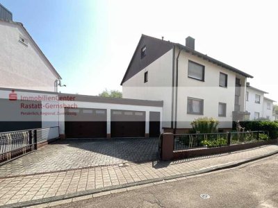 Großzügiges Zweifamilienhaus mit Garten, Balkon, ausgebautem DG in ruhiger Lage von Rastatt
