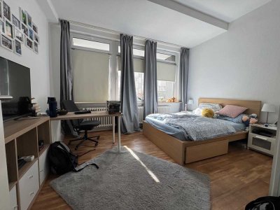 1-Zimmer Appartement am Dreiecksplatz!
