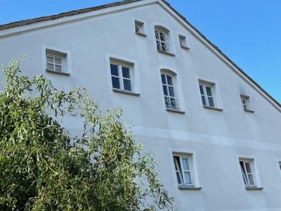 großzügige Dachgeschosswohnung im Denkmal nähe Beilngries