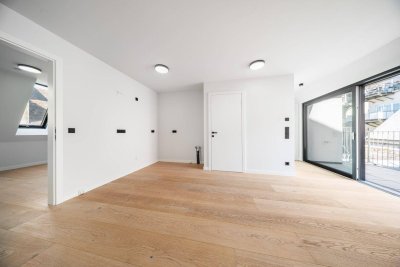 ERSTBEZUG mit TERRASSE! Komfortables Zwei-Zimmer-Dachgeschoß nächst Mittersteig und Margaretenplatz!